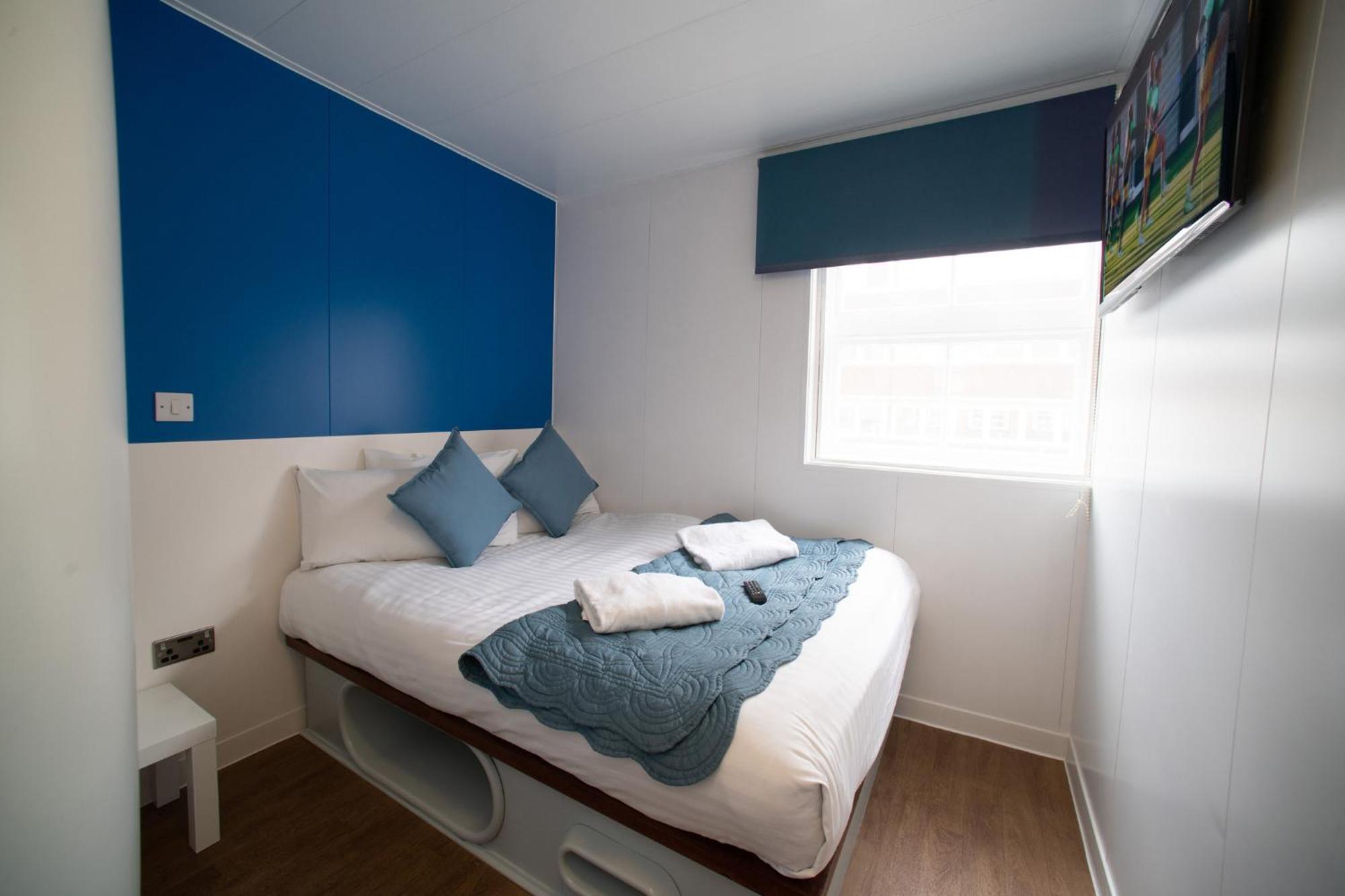 easyHotel London Luton Luton  Exterior foto