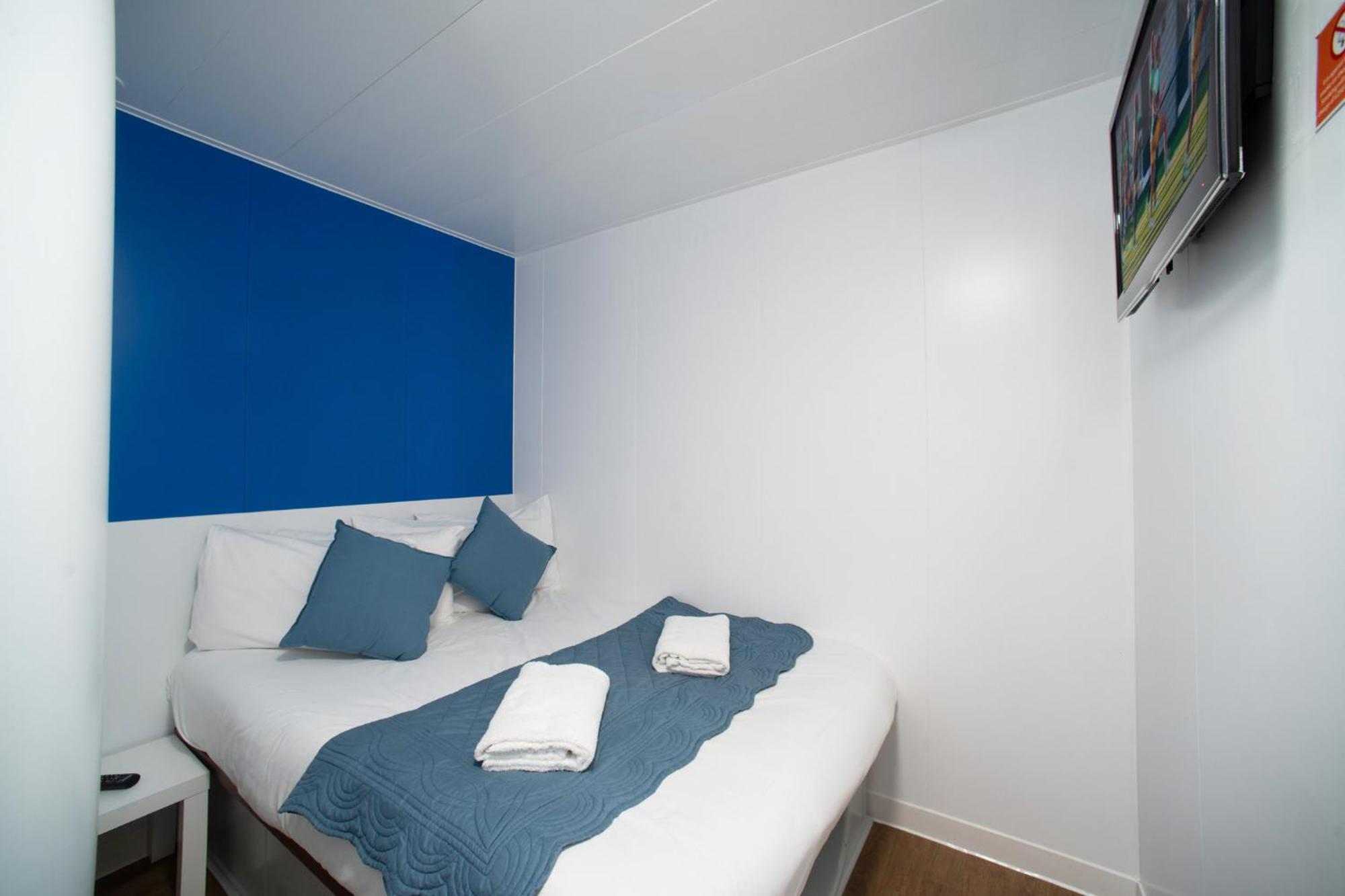 easyHotel London Luton Luton  Exterior foto