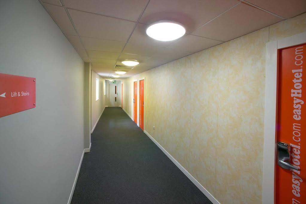 easyHotel London Luton Luton  Exterior foto